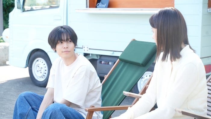 萩原利久、堀田真由「たとえあなたを忘れても」第1話より(C)ABCテレビ