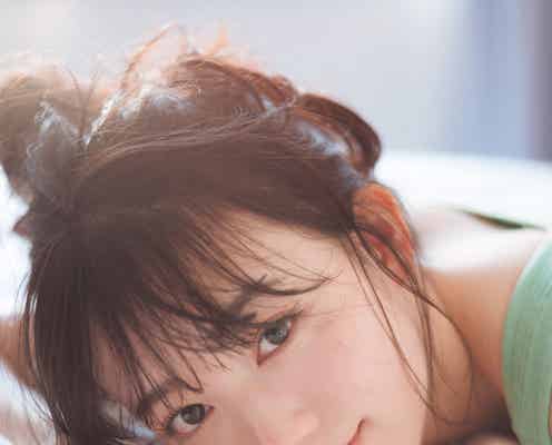 「ZIP!」人気コーナー出演で注目・米倉れいあ、色気漂う肩出しスタイル「ヤンジャン」初登場