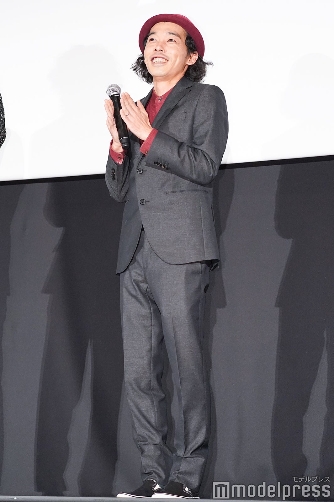 上田慎⼀郎監督（C）モデルプレス