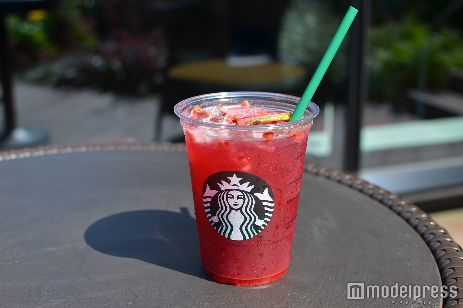 シェイクン ストロベリー パッション ティー（C）モデルプレス