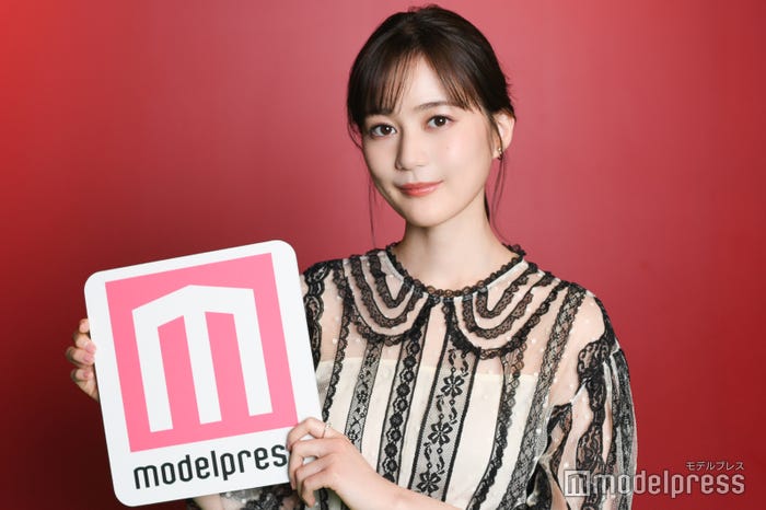 モデルプレスのインタビューに応じた、生田絵梨花(C)モデルプレス