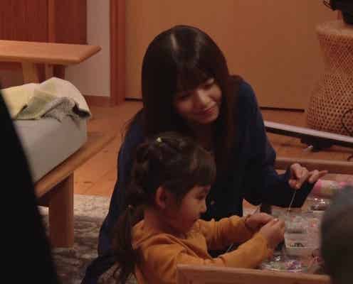 齋藤飛鳥、“NGシーン”ににっこり「サイド バイ サイド 隣にいる人」メイキング映像&写真解禁