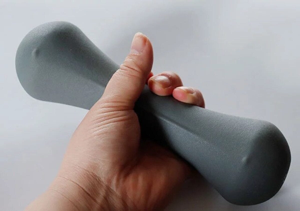 ダイソー ダンベル(2kg) 使用例 ダイソー ダンベル(2kg) 使用例