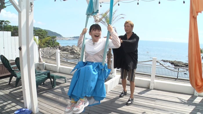 富田望生、つるの剛士(提供画像)