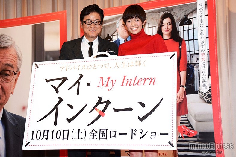 （左から）陣内孝則、佐藤栞里