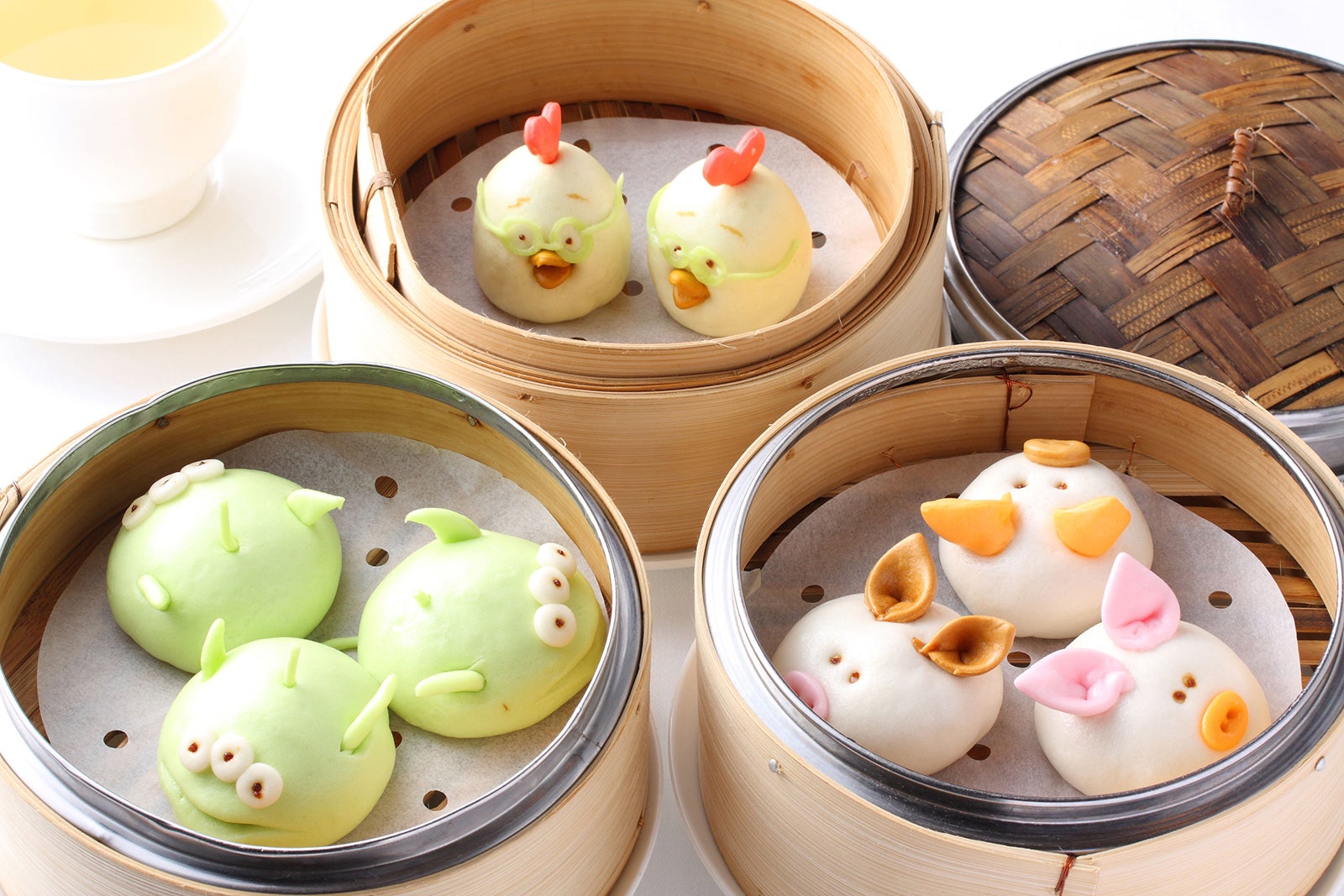 キャラクター飲茶／チキン・リトル、三匹の子ぶた、リトル・グリーン・メン（C）Disney