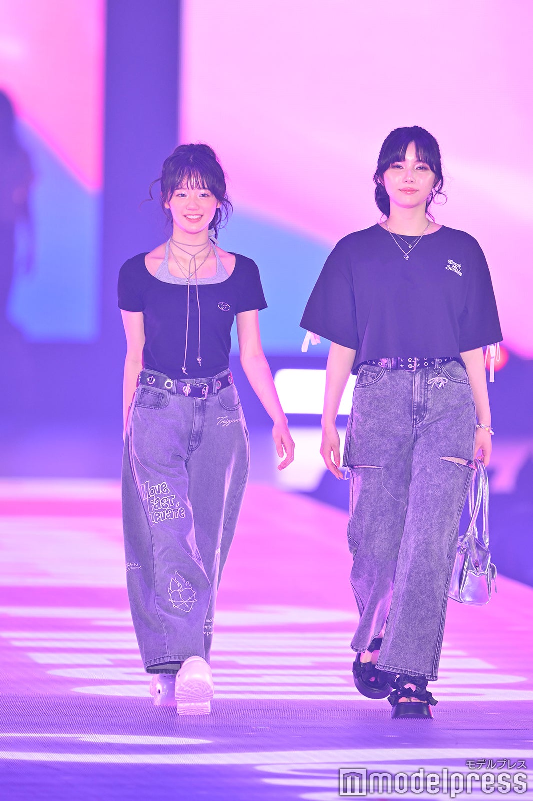 （C）モデルプレス