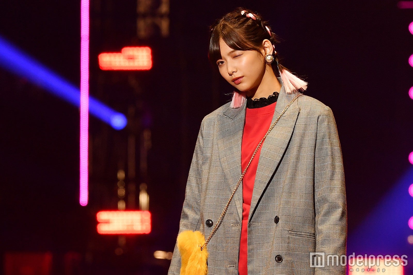 渡邉理佐（C）モデルプレス