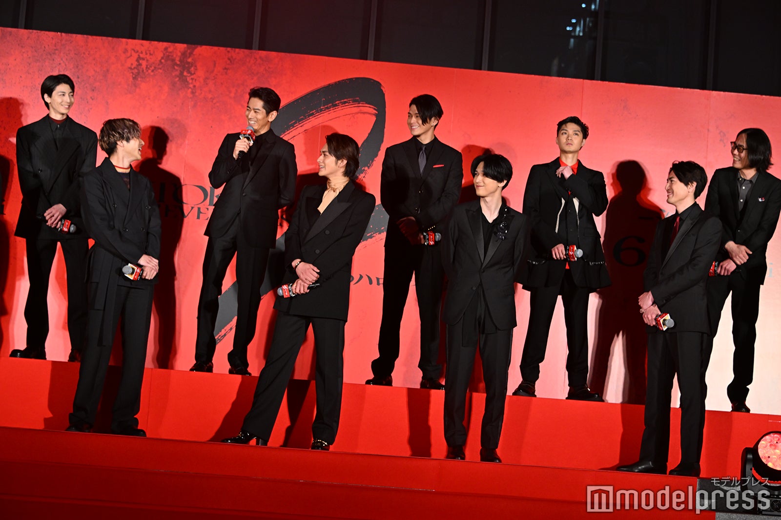 永山絢斗の発言に笑うキャスト陣（C）モデルプレス