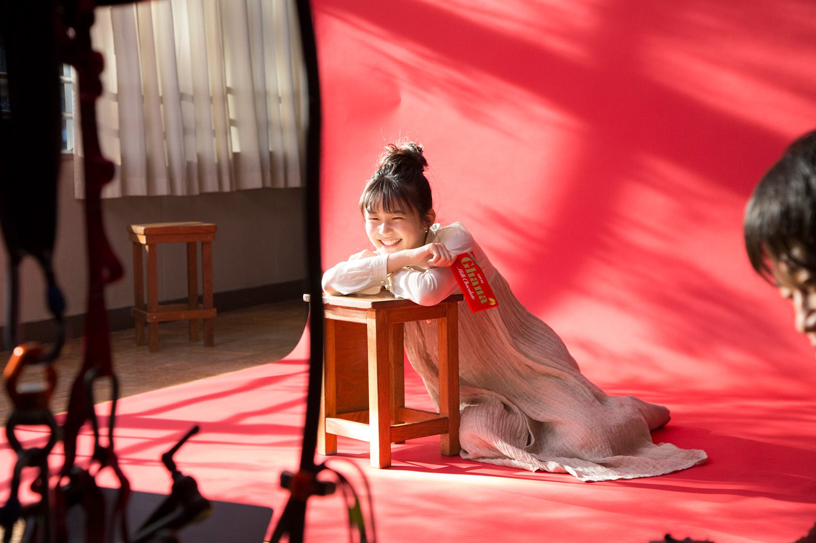 久間田琳加／新CMメイキングカット（提供画像）