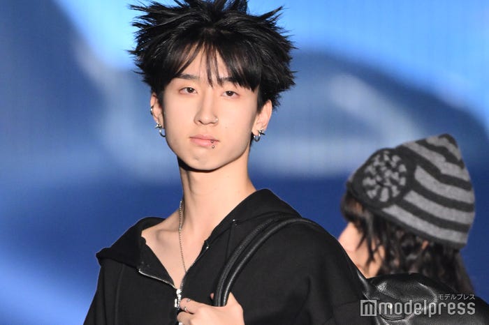 MON7A(C)モデルプレス