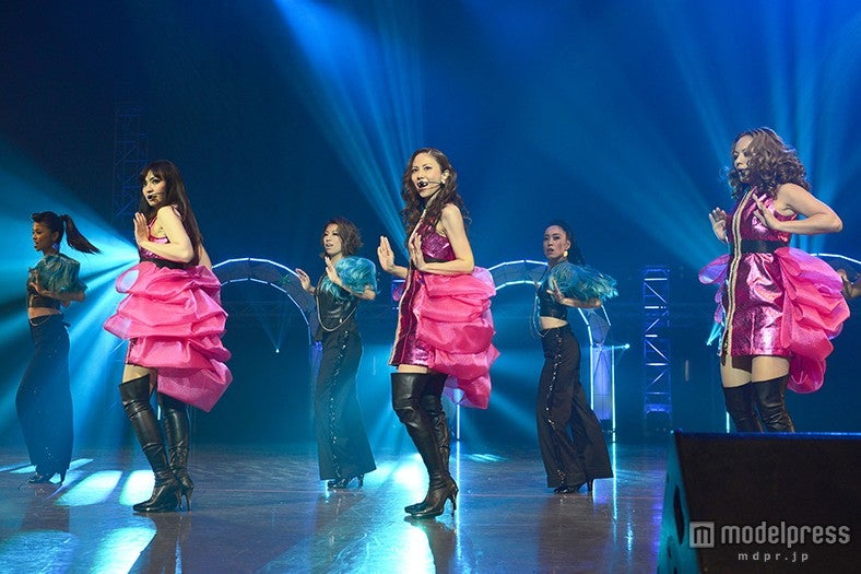 MAX／ライブの様子