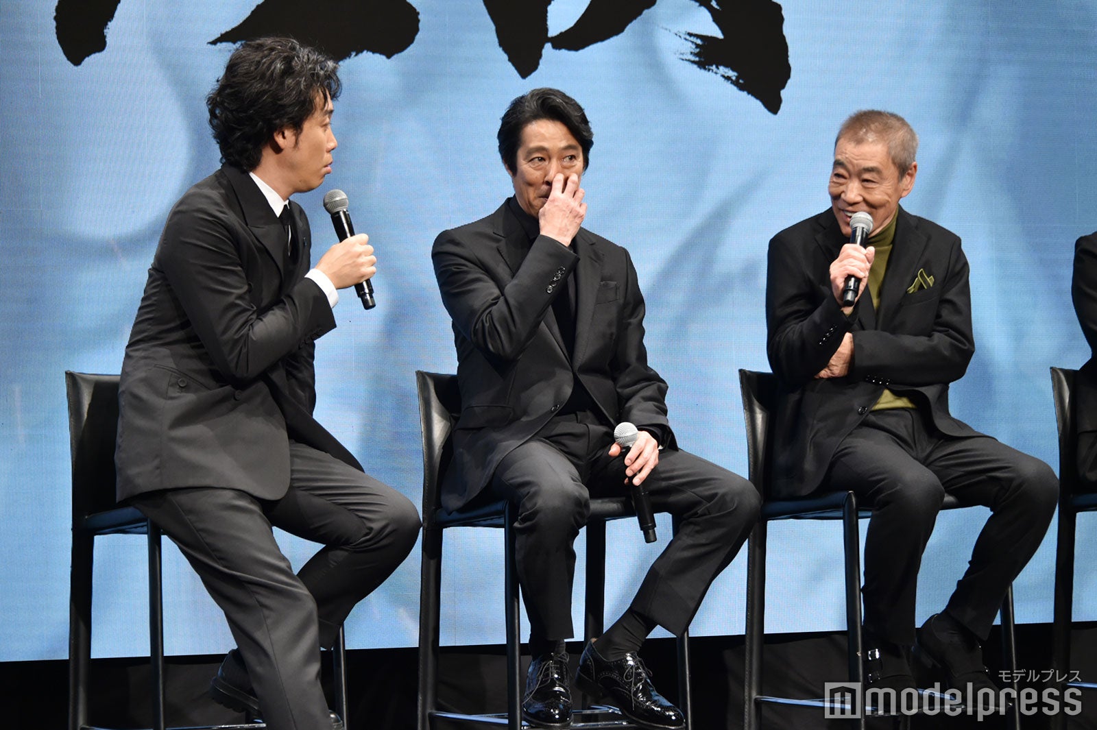 柄本明もアクションをしていたので驚かずにはいられなかった大泉洋（C）モデルプレス