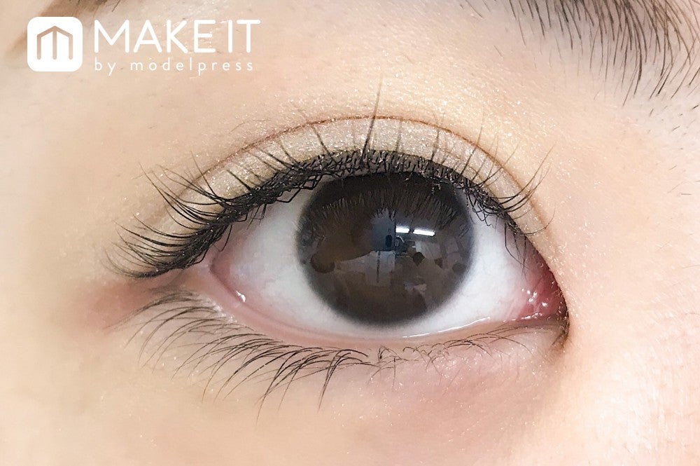 マジョリカ マジョルカ／シャドーカスタマイズ／BE121 恋の達人 使用 (C)メイクイット