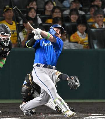 「カッコよすぎて涙出るわ」DeNA・佐野恵太がソロアーチでど派手な雄たけび 感情爆発に反響「胸がキューっとなった」「シンプルにカッコいい」