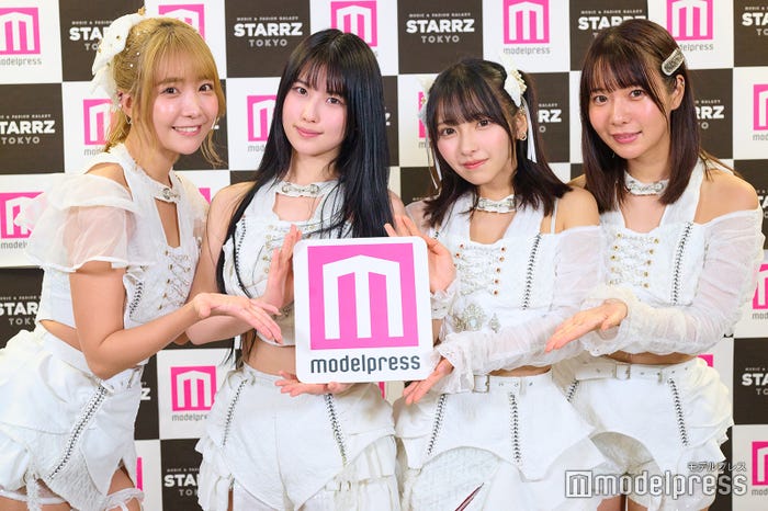 #2i2(左から)天羽希純、森嶋あんり、十味、奥ゆい(C)モデルプレス