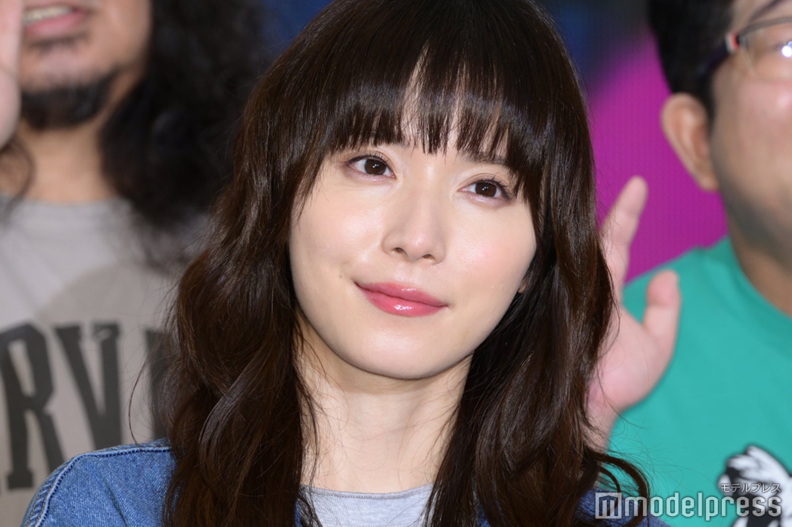 松岡茉優、滝沢カレンの“生放送中の発言”に衝撃「結構険しいんだなって」【ギークス～警察署の変人たち～】