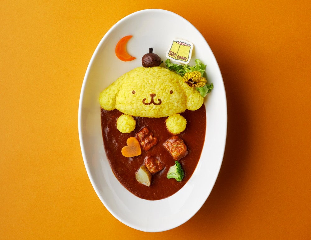 ホテルシェフ特製ポムポムプリン おやすみデミシチュー　ミニサラダ付き（バケットハット付き）※1日30食限定　￥3,500（C）2025 SANRIO CO., LTD. APPROVAL NO. L660648