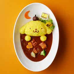 ホテルシェフ特製ポムポムプリン おやすみデミシチュー ミニサラダ付き(バケットハット付き)※1日30食限定 ¥3,500(C)2025 SANRIO CO., LTD. APPROVAL NO. L660648