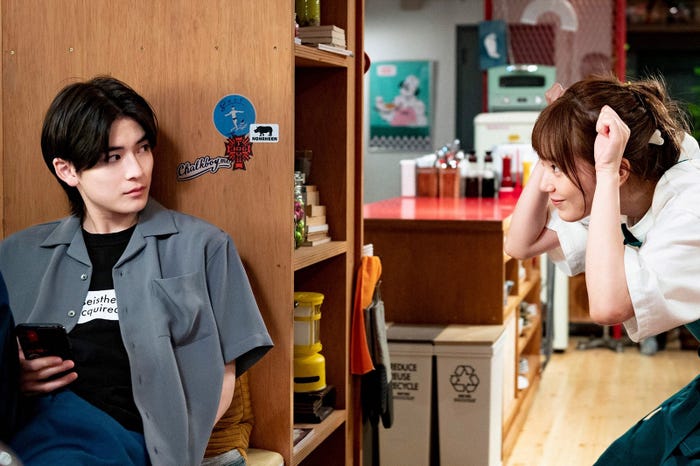 高橋文哉、本田翼「君の花になる」第3話より(C)TBS