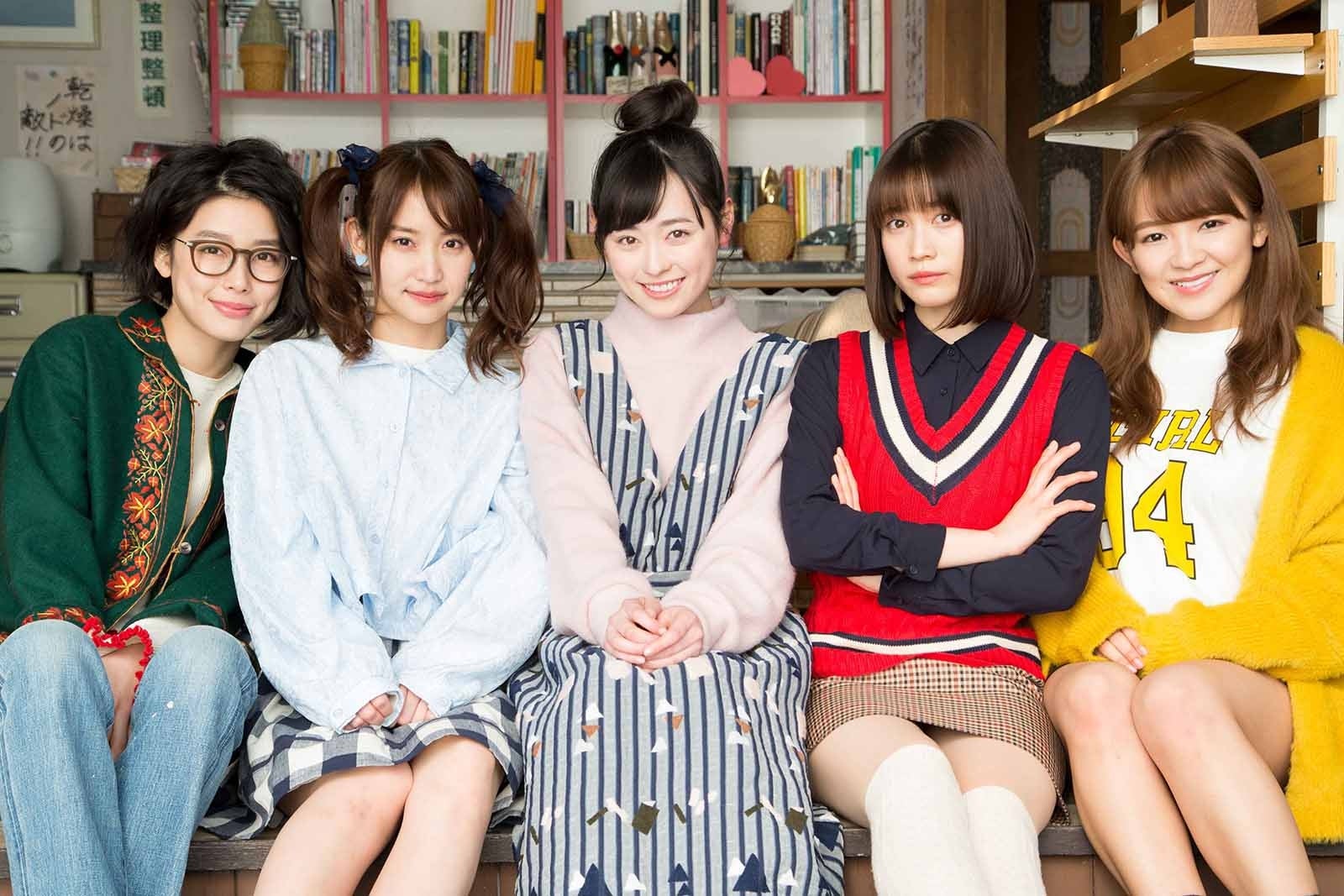 （左から）吉倉あおい、永尾まりや、福原遥、中村ゆりか、天木じゅん（提供画像）