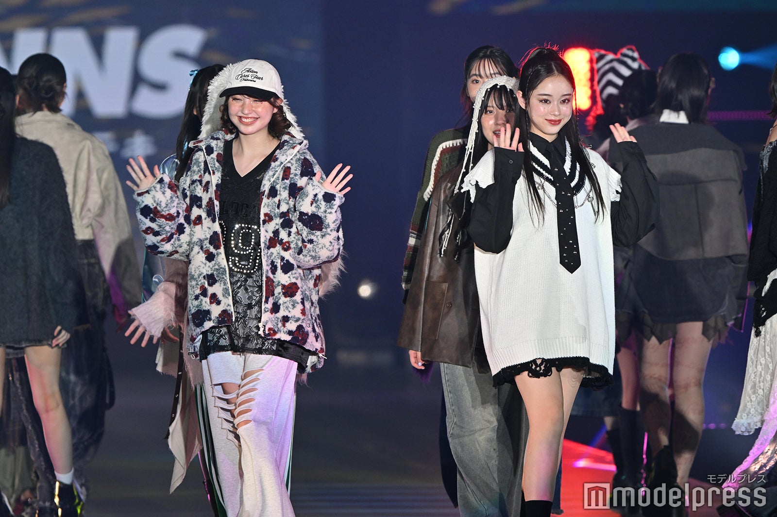 「Seventeen」ステージ（C）モデルプレス