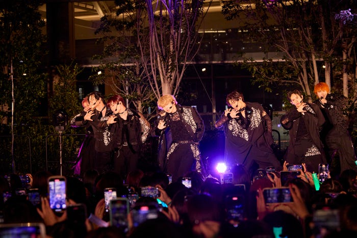 超特急/撮影:米山三郎