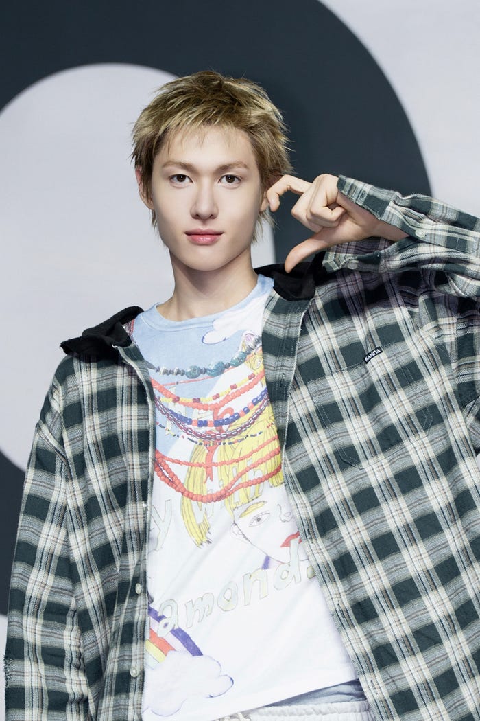 MARTIN(マーティン)(P)&(C)BIGHIT MUSIC