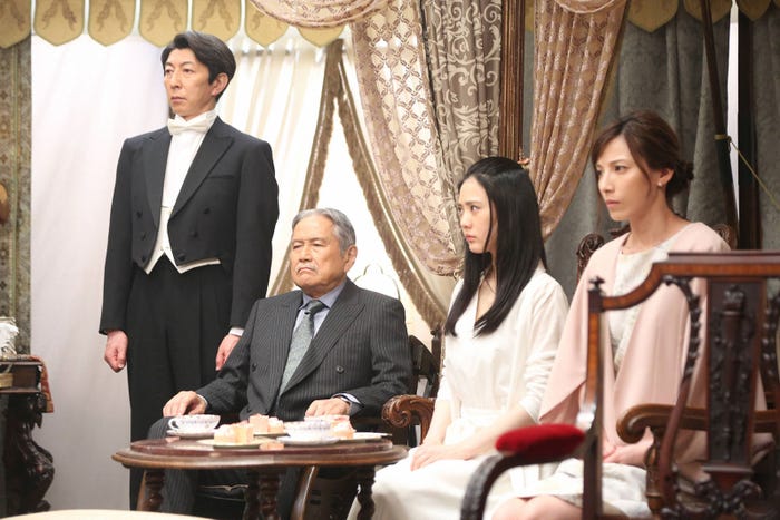 「貴族探偵」第6話より(画像提供:フジテレビ)