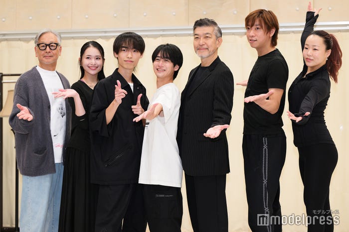菅野こうめい氏、小南満佑子、中村浩大、藤井直樹、大澄賢也、小林宏一、中西樹希(C)モデルプレス
