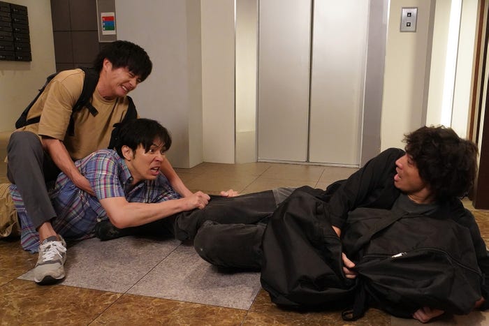 田中圭、袴田吉彦、安藤政信/「あなたの番です」第18話より(C)日本テレビ