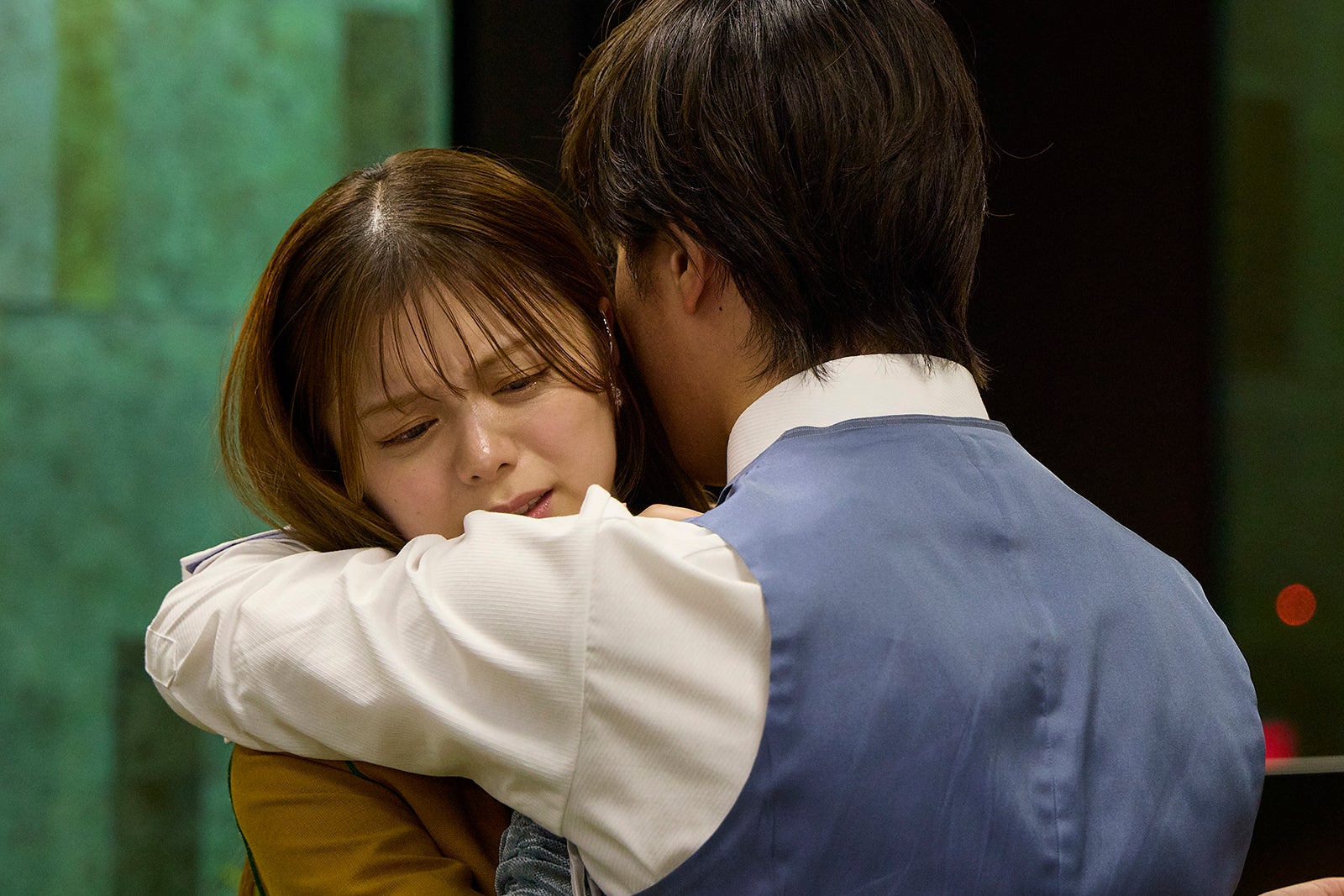 紺野彩夏「復讐カレシ～溺愛社長の顔にはウラがある～」第7話（C）「復讐カレシ～溺愛社長の顔にはウラがある～」製作委員会・MBS