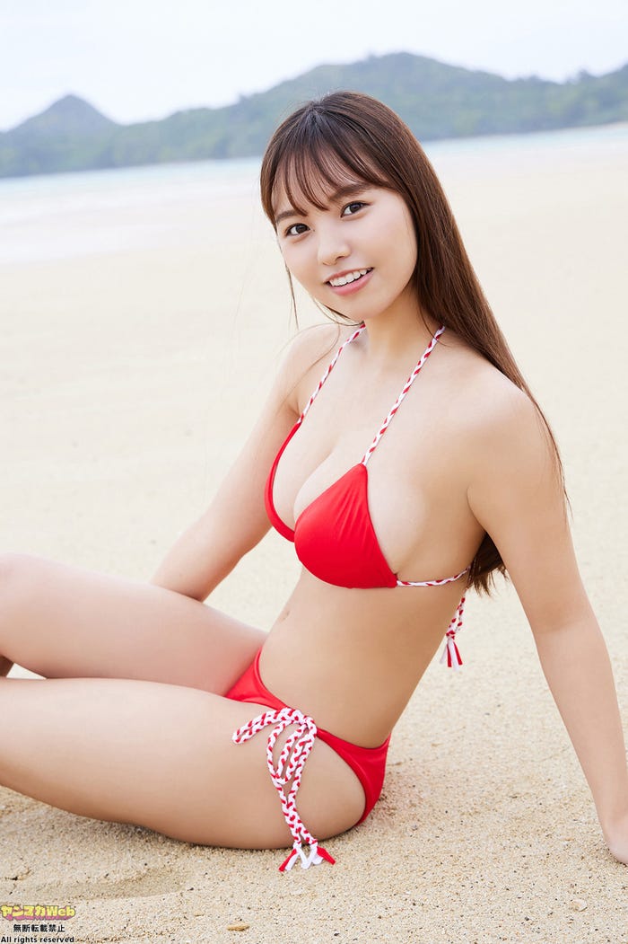 本郷柚巴(C)LUCKMAN /ヤンマガWeb