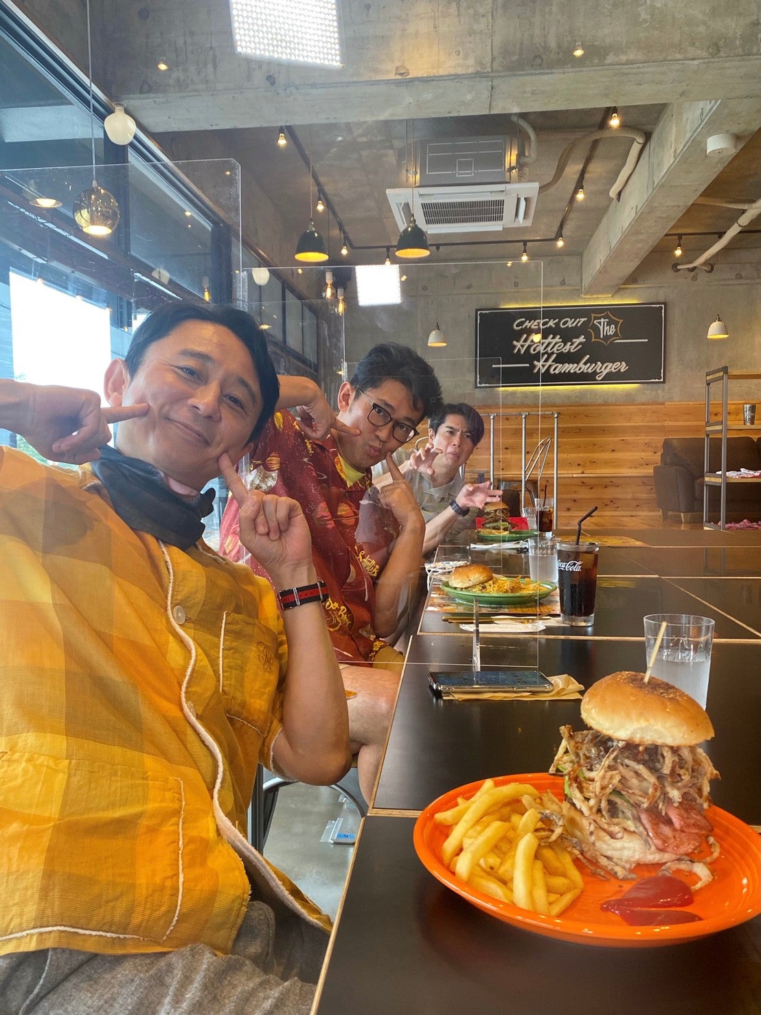 有吉弘行、ビビる大木、吉村崇 （C）フジテレビ