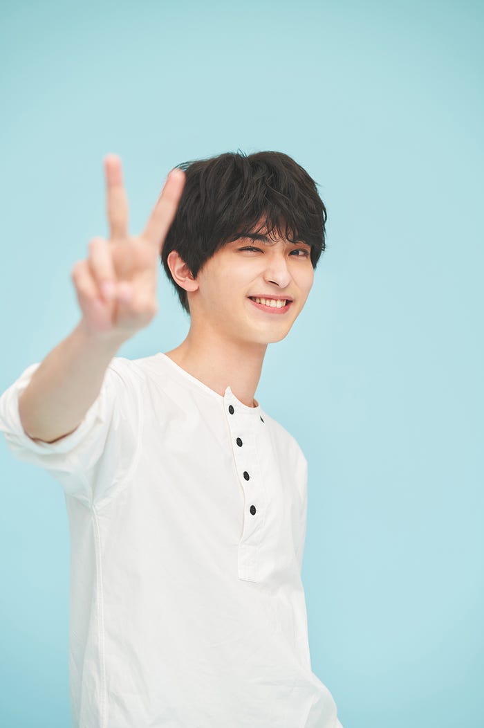 横浜流星/撮影:濱田英明/スタイリスト=山田知佳(東京衣装)/ヘアメイク=林美穂、片山栞(アーツ)