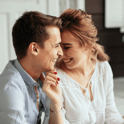 そんな顔で見つめられたら…♡男性を火照らせる「キスのおねだり」とは