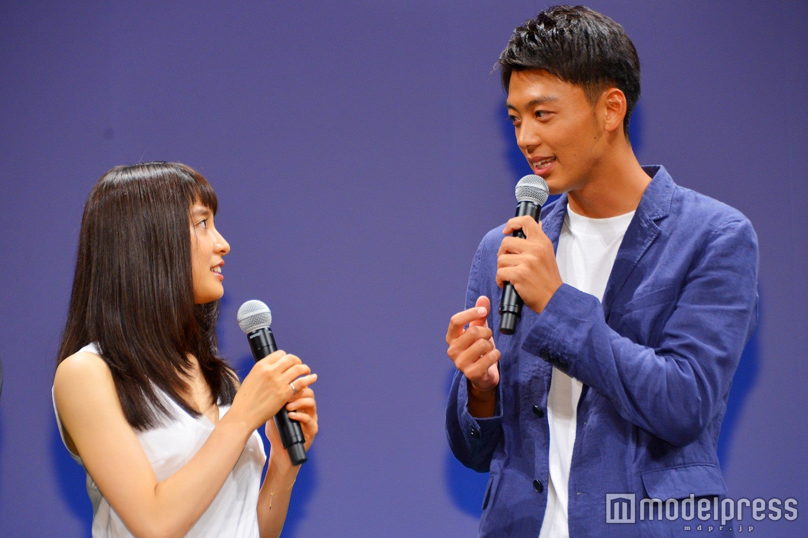 土屋太鳳＆竹内涼真（C）モデルプレス