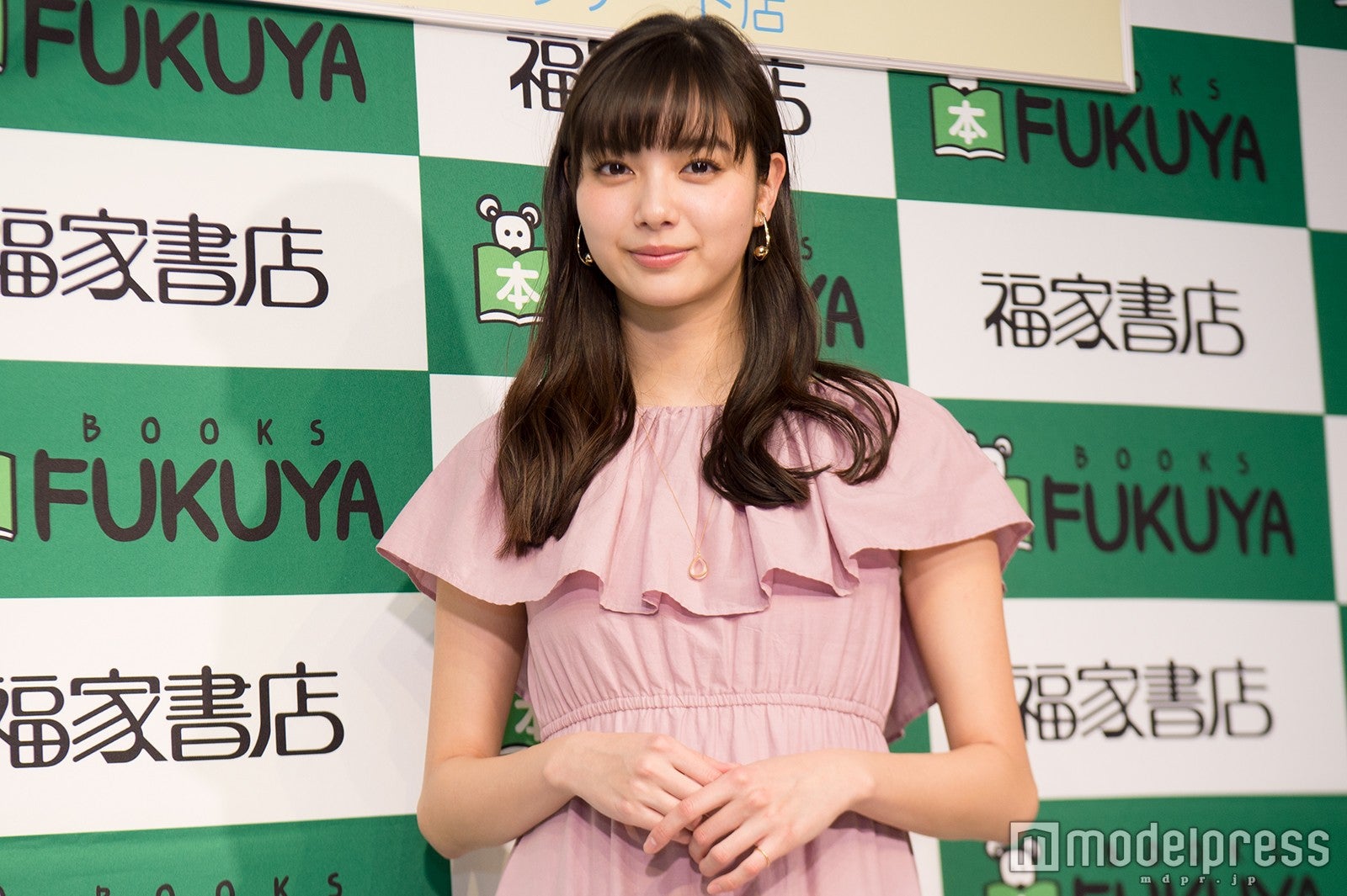 新川優愛（C）モデルプレス