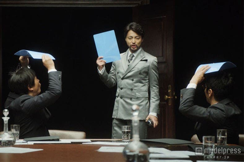 「下敷きミュージカル」篇の山田孝之