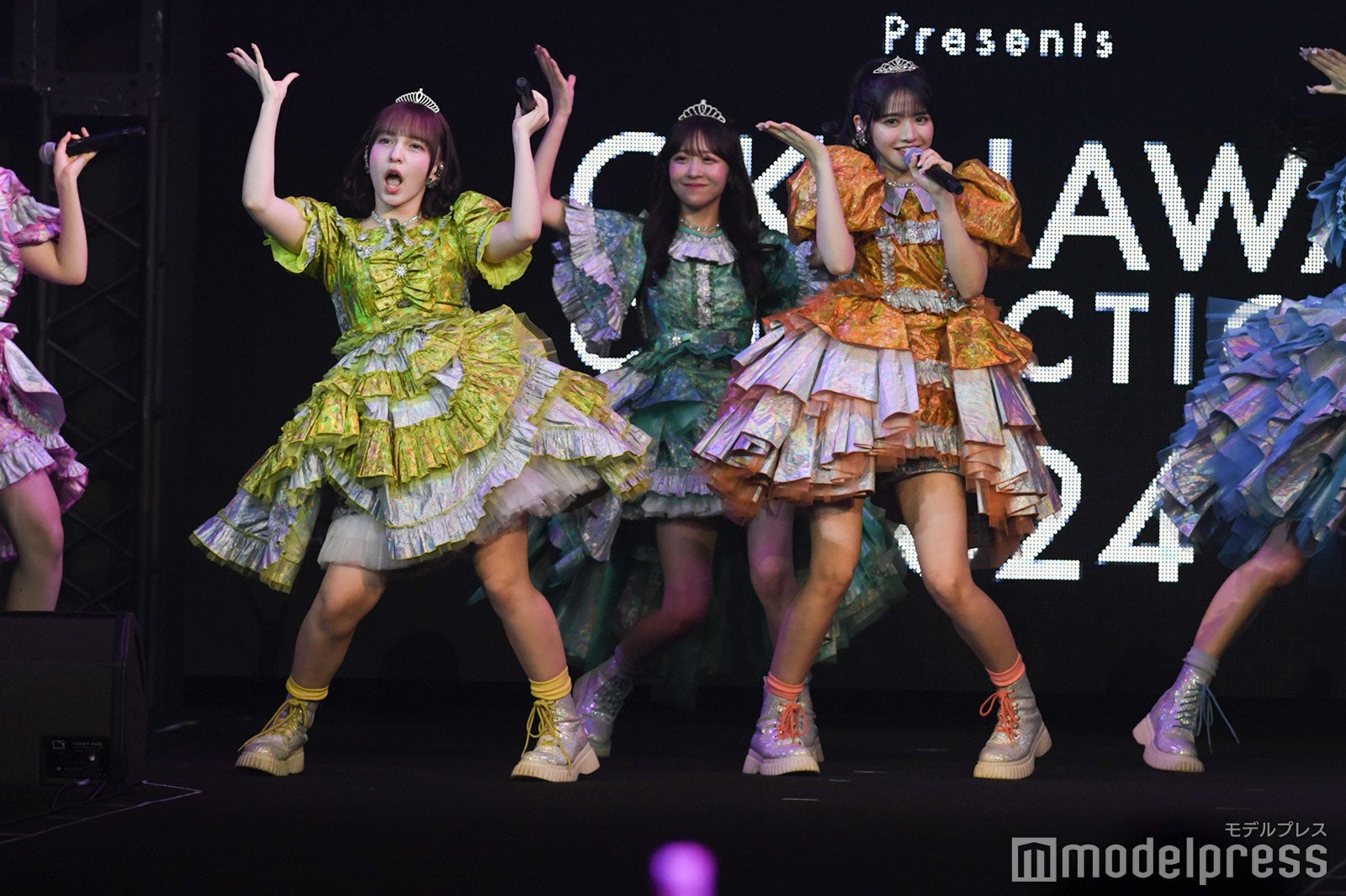 FRUITS ZIPPER（C）モデルプレス