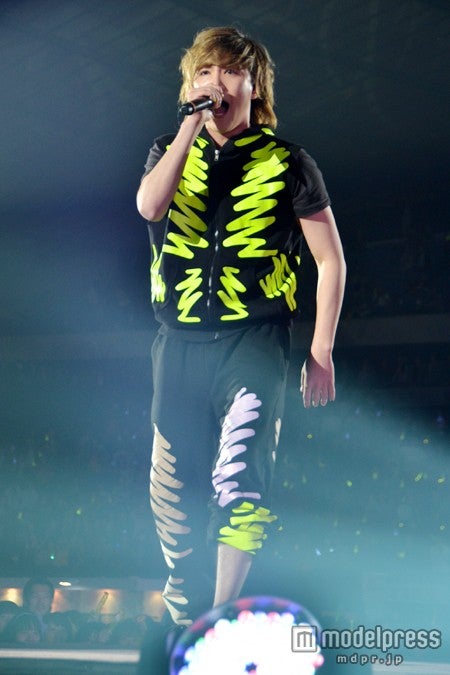 ボーカルのイ・ホンギ