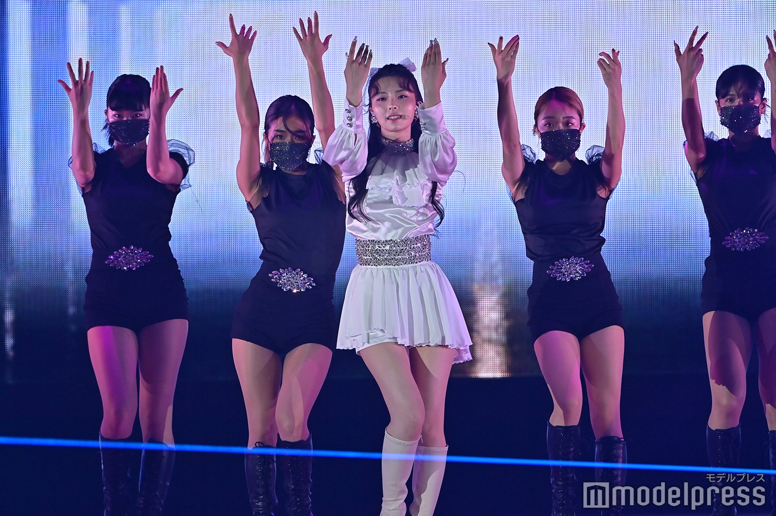 （C）モデルプレス