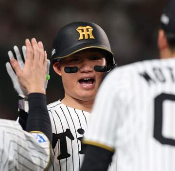 阪神 森下翔太が「連敗しましたけど関係ない」「まだ首位にいるんで」に甲子園が大歓声 34号2ランは自画自賛「すごく価値のある一本」