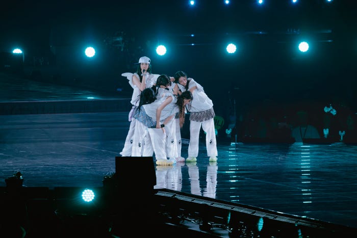 NewJeans(C)2024 ADOR. All Rights Reserved.