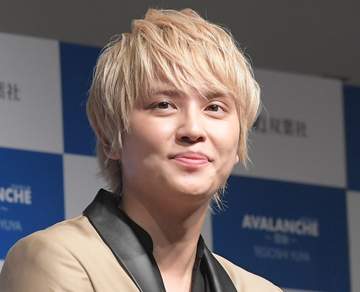 「イッテQ」手越祐也 羨望の広々ビジネスクラスで北欧へ ベッドみたいな座席、高級料亭級の食事がすごっ！