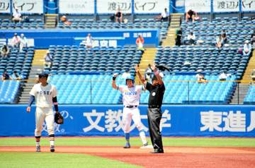 東大が歴史的連勝！1997年以来の「春」勝ち点 打線大暴れで13安打8得点