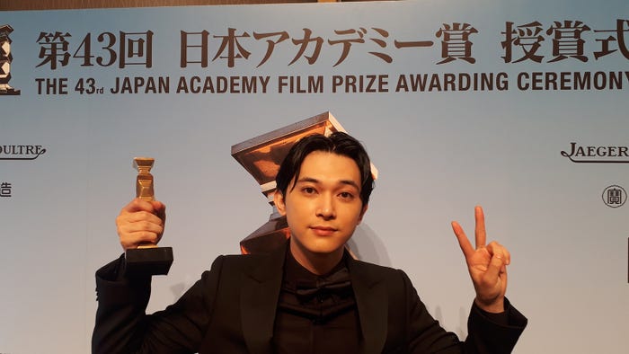 「第43回日本アカデミー賞」最優秀助演男優賞を受賞した吉沢亮(提供写真)