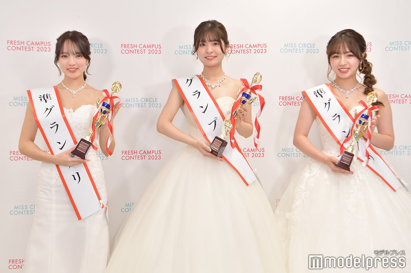 （左から）粕谷亜理紗さん、入山七菜さん、吉田優花さん（C）モデルプレス