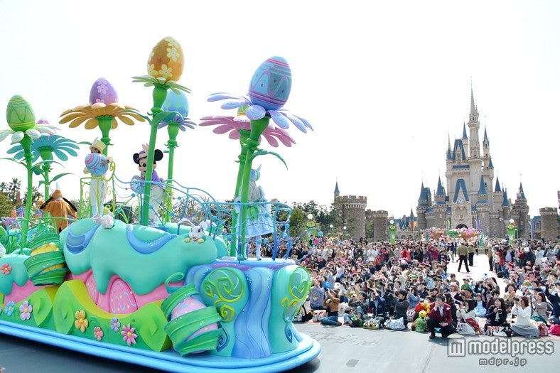 新パレード「ヒッピティ・ホッピティ・スプリングタイム」