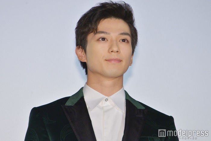 嵐 松本潤 新田真剣佑 プライベート交流が話題 公開じゃれあい に 兄弟みたい 可愛い の声も モデルプレス 嵐 松本潤 新田真剣佑 プライベート交流が話題 公開じゃれあい に 兄弟みたい 可愛い の声も モデルプレス